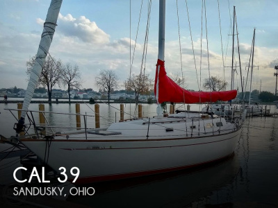 1980 CAL 39MKIII Tall Rig