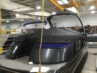 2021 Bennington 25 QSRA DLX Folding Open Sport Arch