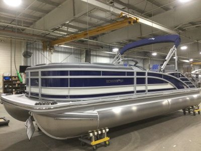 2021 Bennington 23 RSB