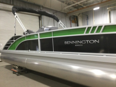 2021 Bennington 25 LTSB- Bowrider Swingback