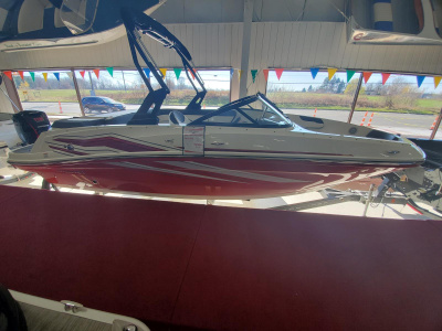 2021 Bayliner VR5 Bowrider