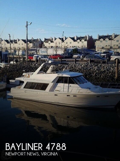 1997 Bayliner 4788 PILOTHOUSE