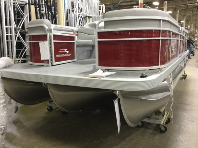 2021 Bennington 22 SVSR