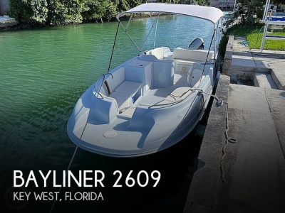 1996 Bayliner 2609 Rendezvous