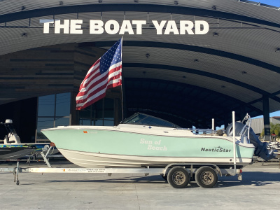 2018 Nautic Star 2302 LDC