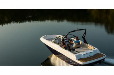 2021 Bayliner VR4 Bowrider