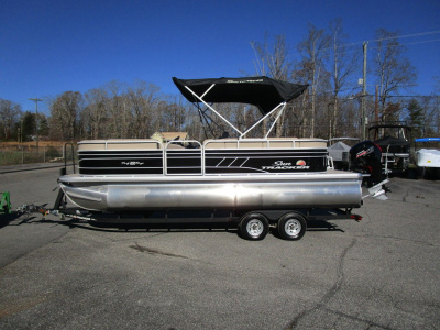 2021 Sun Tracker Party Barge