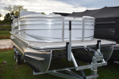 2019 Crestliner Rally DX