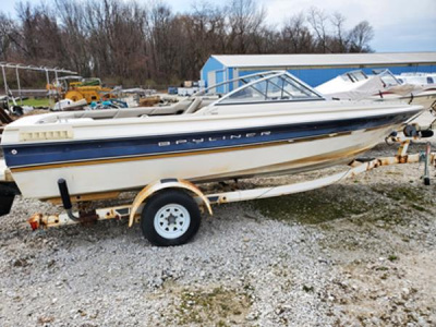1996 Bayliner 1950 Capri CL