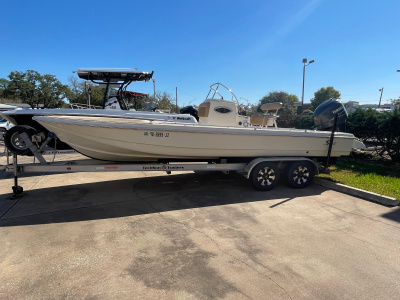 2004 Scout 240 Bay Scout