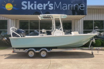 2023 Boston Whaler 210 Montauk