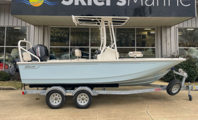 2023 Boston Whaler 190 Montauk