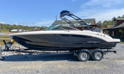 2023 Chaparral 23 SSi