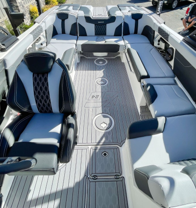 2023 Mastercraft XT24