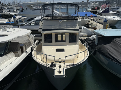 2005 Mainship 34 Trawler