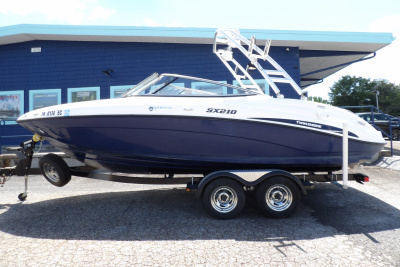2011 Yamaha SX 210