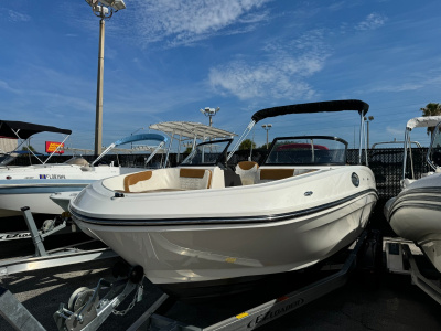 2022 Bayliner VR6