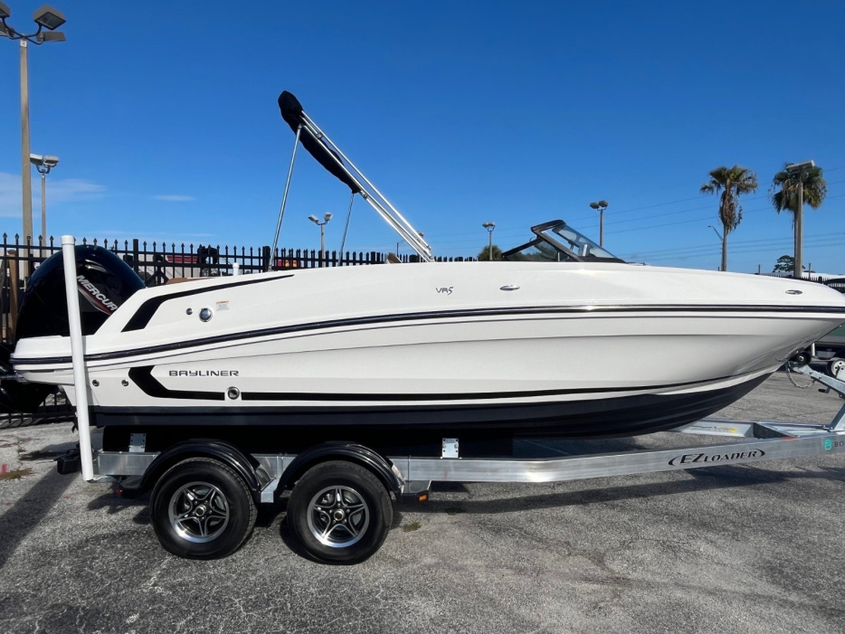 2021 Bayliner VR5 - For Sale at Merritt Island, FL 32952 - ID 207697
