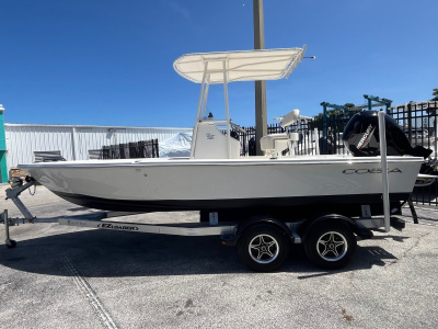 2021 Cobia 21 Bay
