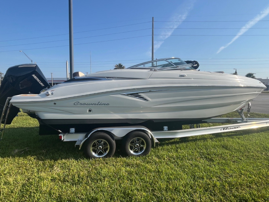2022 Crownline 260 XSS - For Sale at Merritt Island, FL 32952 - ID 207757