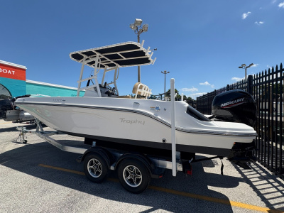 2021 Bayliner Trophy T22