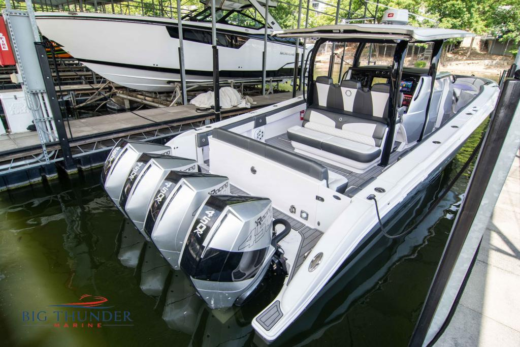 2026 Sea Ray 310 Sundancer - For Sale at Univ of Tampa, FL 33606 - ID 207769