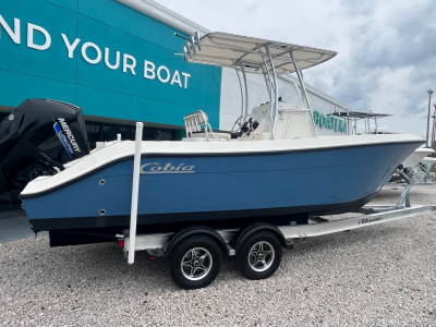 2022 Cobia 237 CC