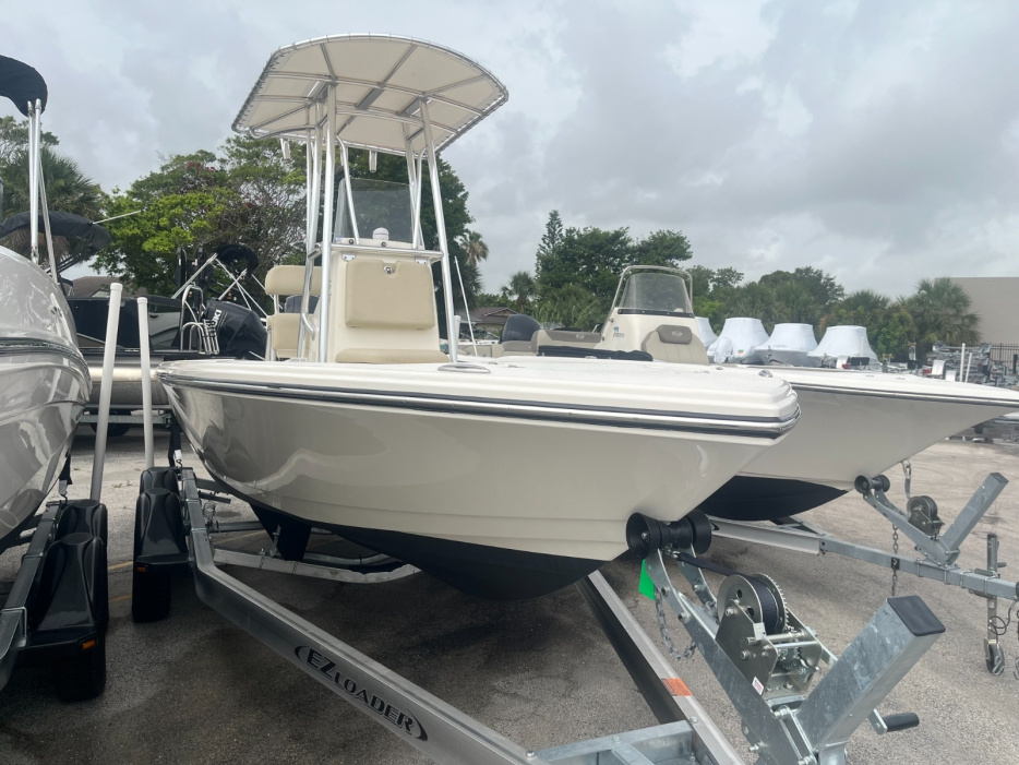 2022 Pathfinder 2005 - For Sale at Merritt Island, FL 32952 - ID 207821