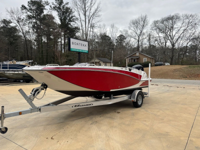 2019 Glastron GT 200