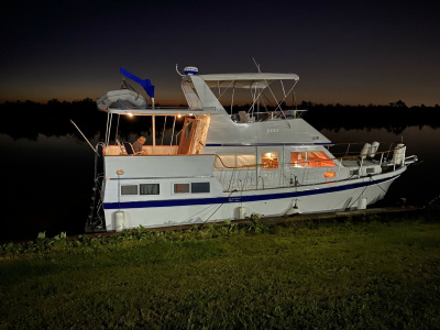 1985 Marine Trader LaBelle 40 Sun Deck