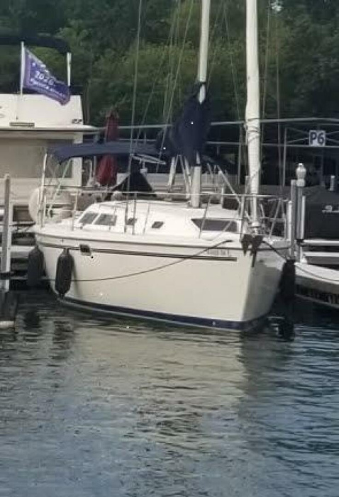 1994 Catalina 320 - For Sale at Bloomington, IN 47401 - ID 207885