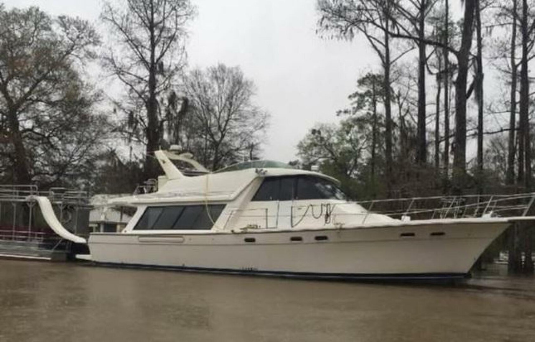 2000 Bayliner 4788 - For Sale at Covington, LA 70433 - ID 207888