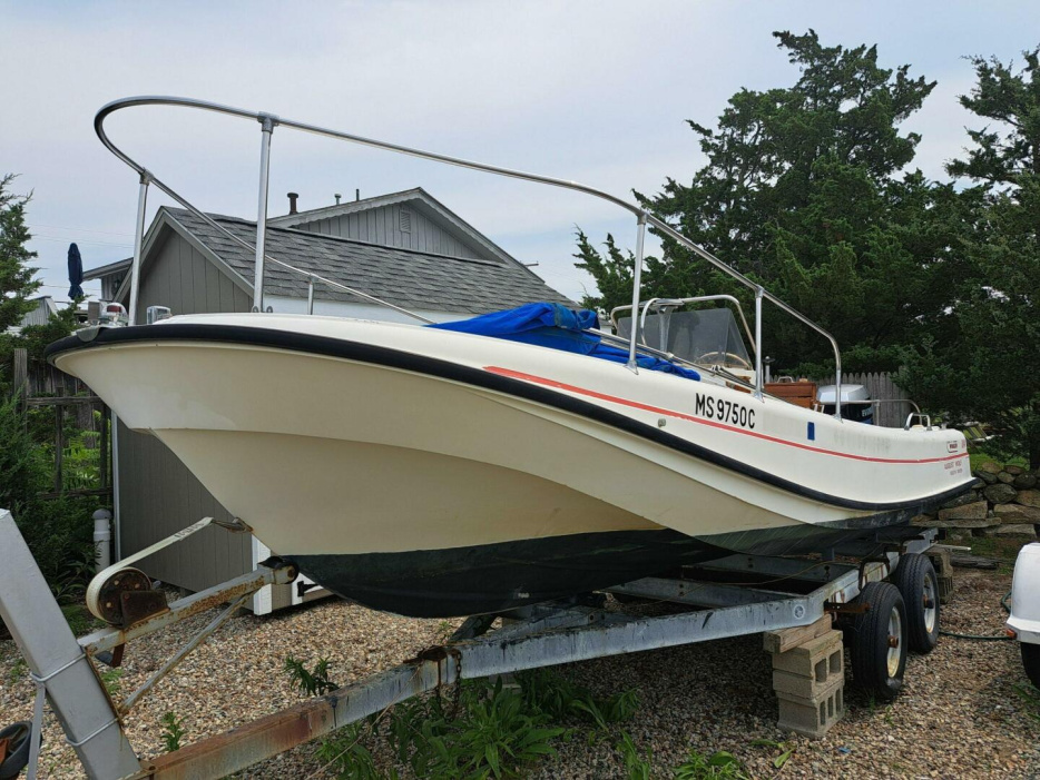 1973 Boston Whaler 21 Outrage - For Sale at Franklin, MA 2038 - ID 207924
