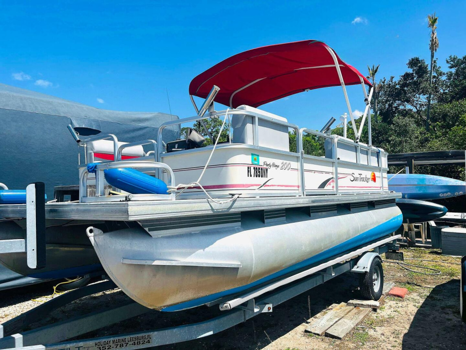 2009 Sun Tracker 200 Party Barge Classic - For Sale at Venice, FL 34285 - ID 207944