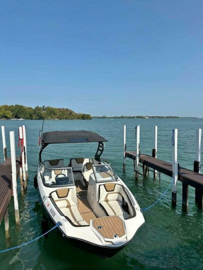 2021 Yamaha 252 SE
