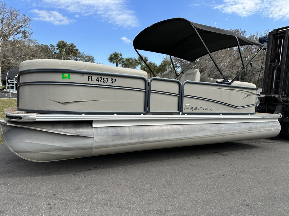 2020 Premier Sunspree 220 - For Sale at Mount Dora, FL 32757 - ID 207782