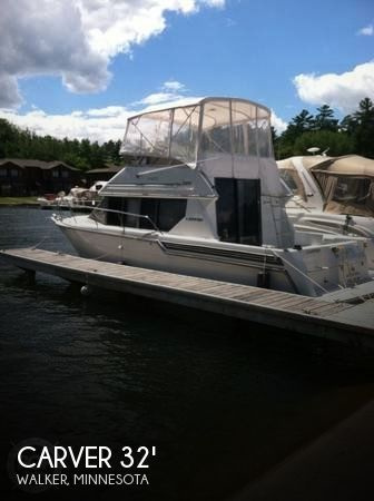 1995 Carver 320 Voyager SR