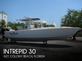 1985 Intrepid 30
