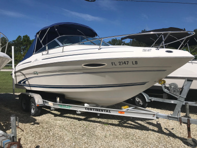 1999 Sea Ray 215 Express Cruiser