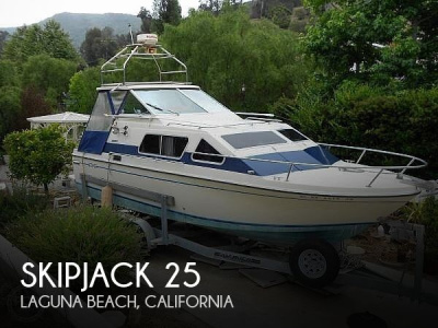 1983 Skipjack 25 Cabin Cruiser