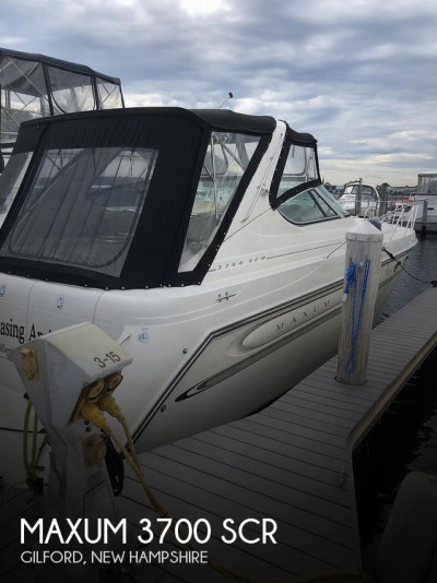 1998 Maxum 3700 SCR