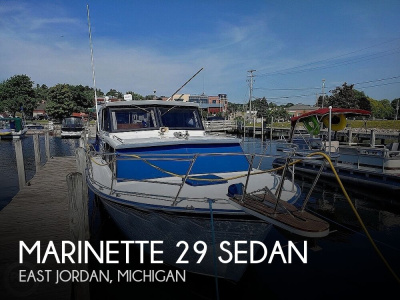 1988 Marinette 29 Sedan