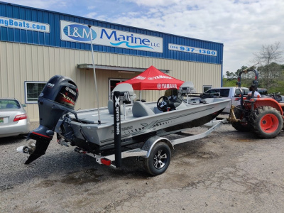 2020 Xpress XP185 Catfish