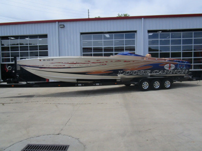 2004 Cigarette 38 Top Gun