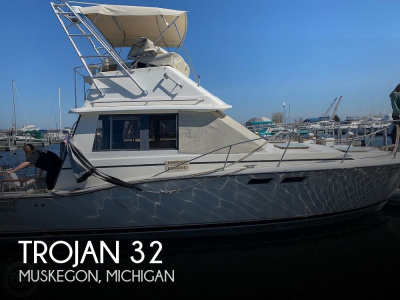 1986 Trojan F-32 Flybridge