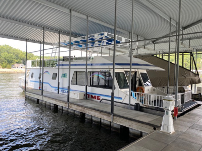 2002 Fun Country 59' House Boat