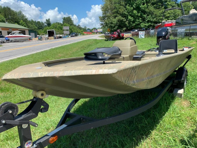 2020 Tracker Grizzly® 1754 SC