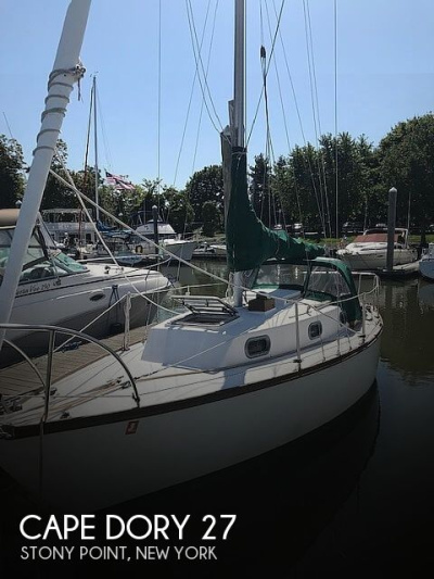 1977 Cape Dory 27