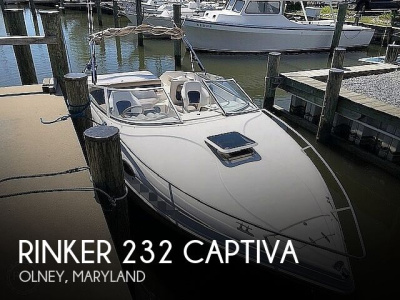 2001 Rinker 232 Captiva