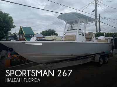 2017 Sportsman 267 Bay Masters